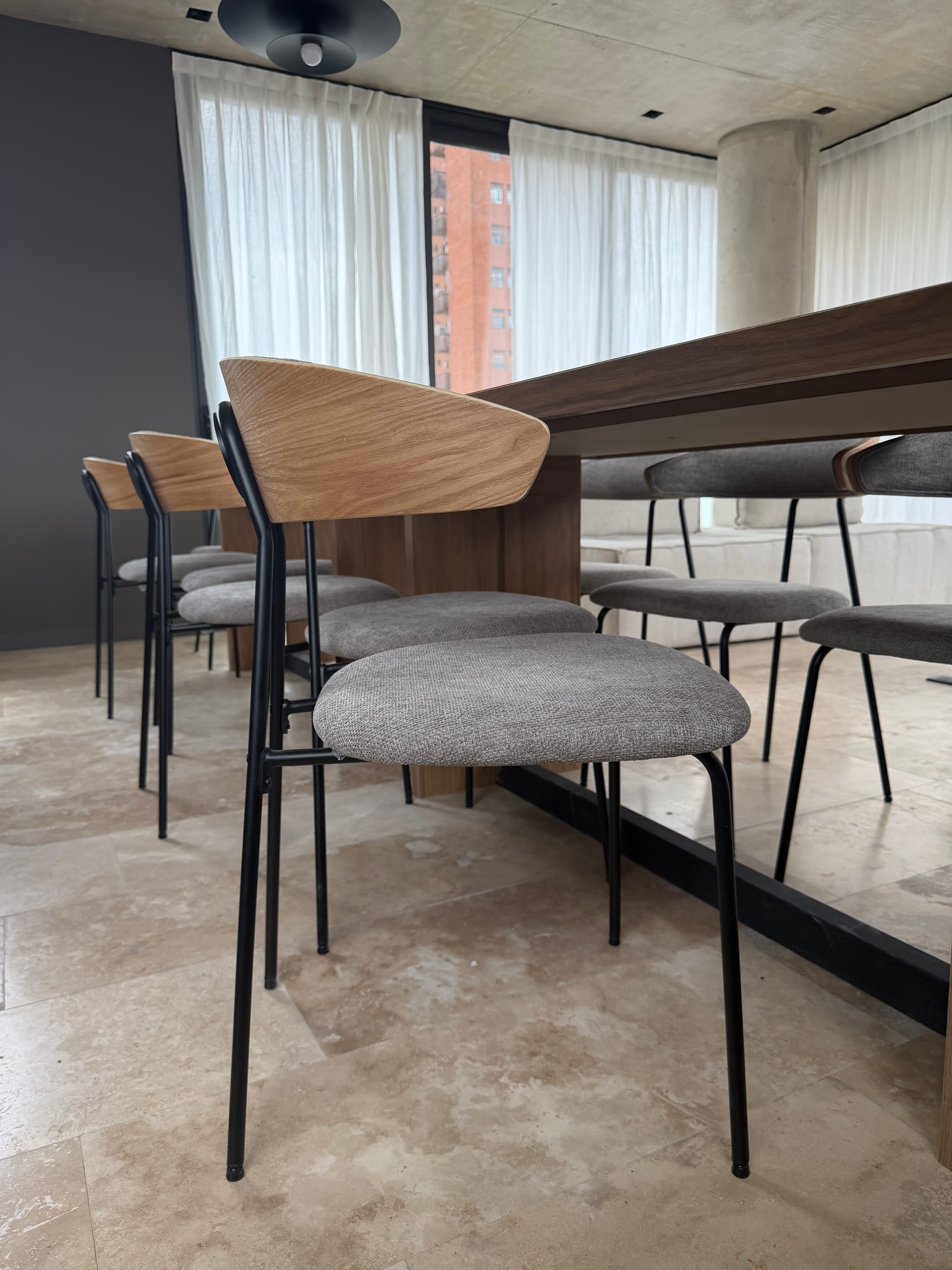 Silla Gris Madera 3 de Feb